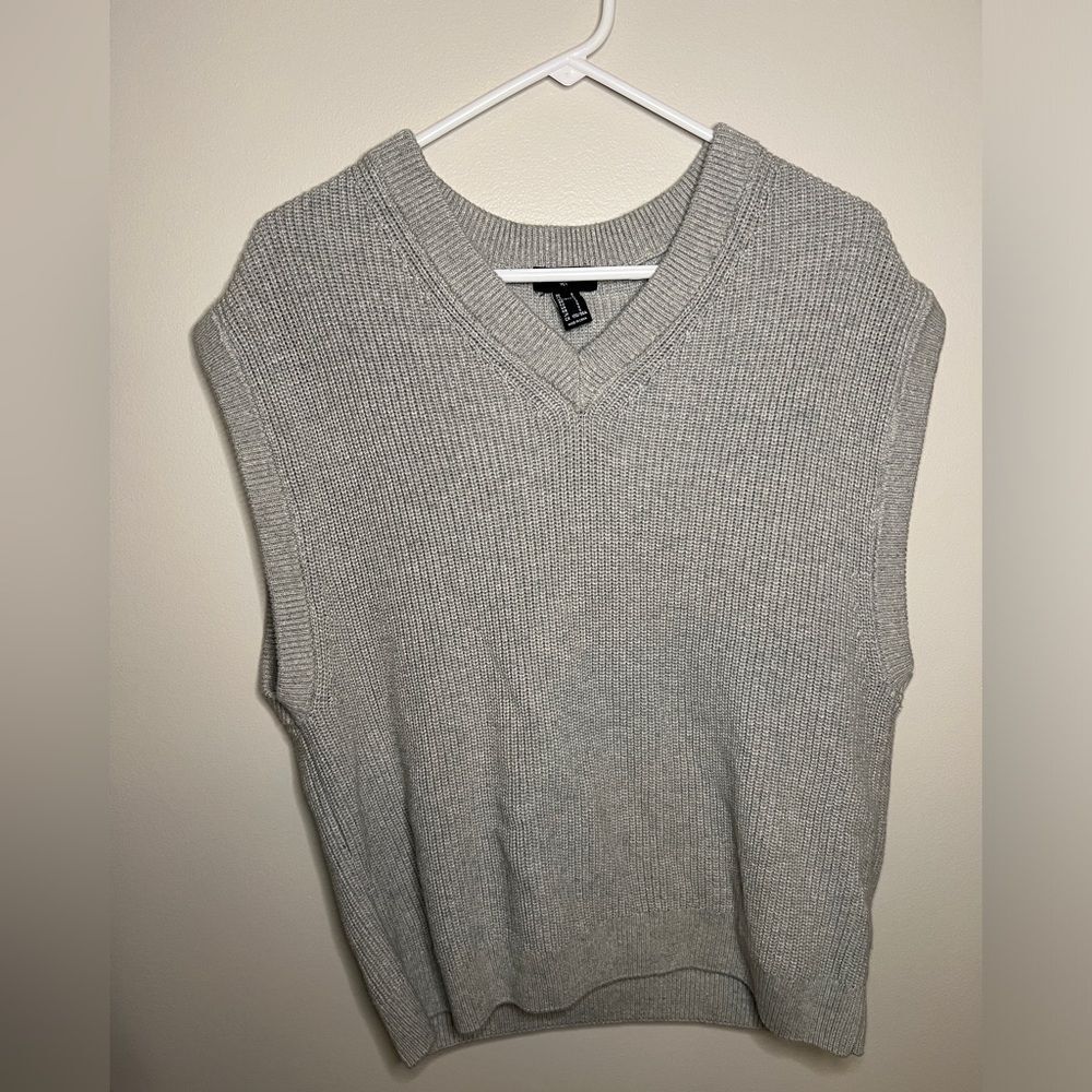 Never worn size S forever 21 vest mens gray classic basic business fall
